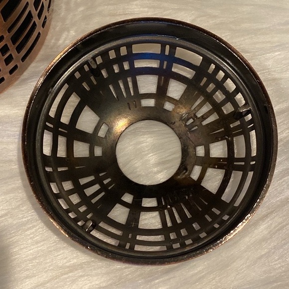 Yankee Candle 22-oz Jar Holder, Cooper Color, Art Deco Design, NWTags attached - Picture 9 of 10